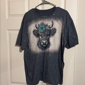 Graphic Cow Print T-Shirt